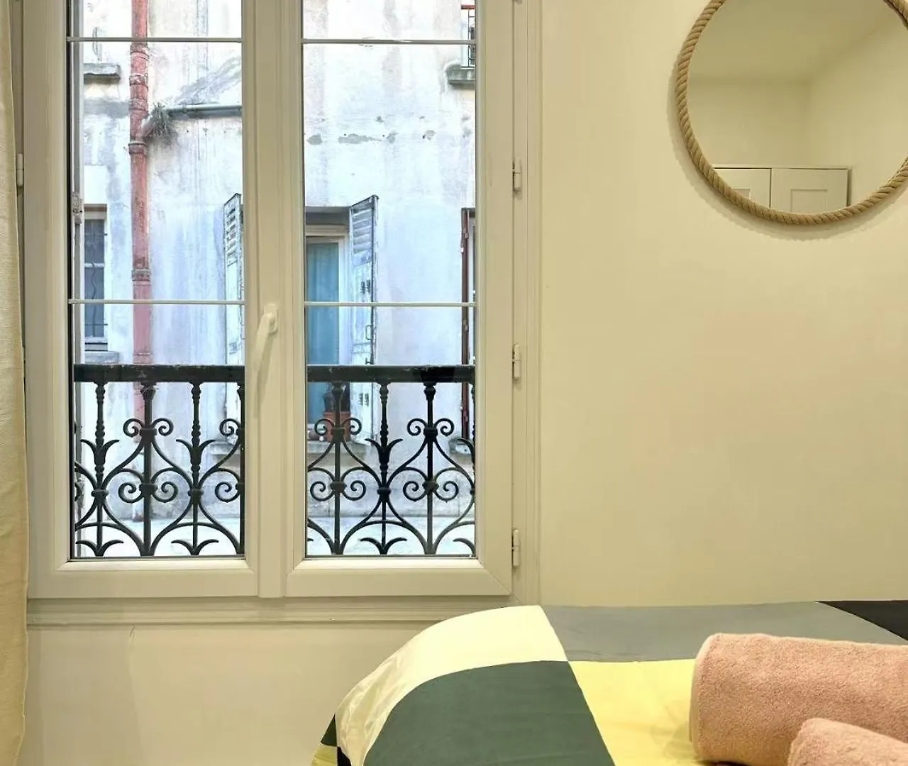 Cozy Studio Near Eiffel Tower In Fondary Párizs